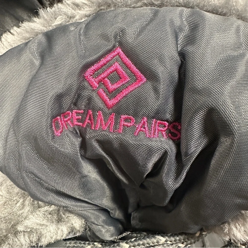 Dream Pairs Goose Womens Grey Faux Fur Winter Boots Size 9  EUC!